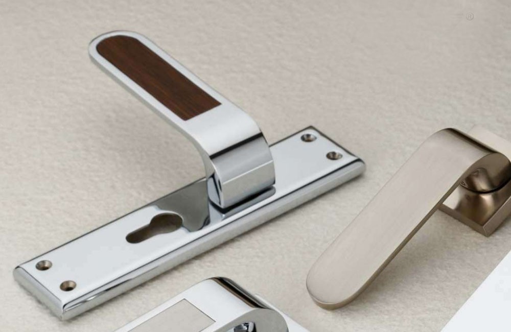Plate Handle