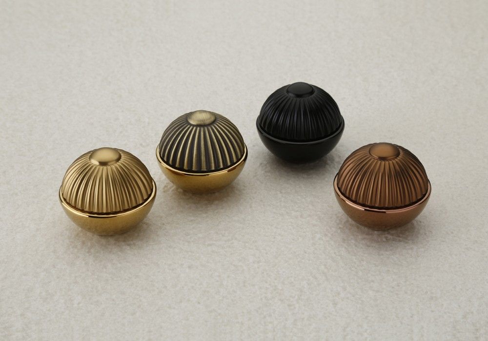 PEARL KNOB